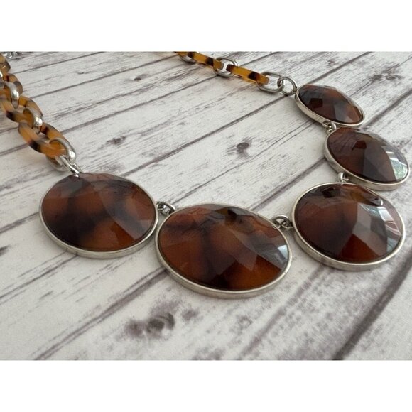 Ann Taylor Tortoise Shell Chunky Silver Collar Statement Toggle Necklace 11" - Picture 2 of 7